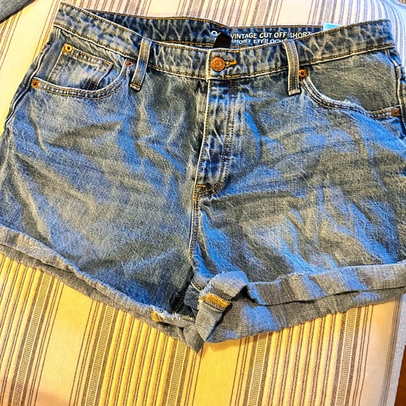 Gap shorts - Picture 1 of 6
